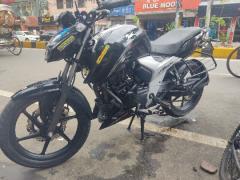 TVS Apache RTR 160 4V